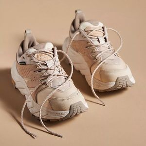 Hoka Anacapa Low GTX Hiking Sneakers Shifting Sand/Eggnog lightly used